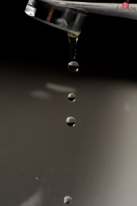 Interfit S1 water droplets